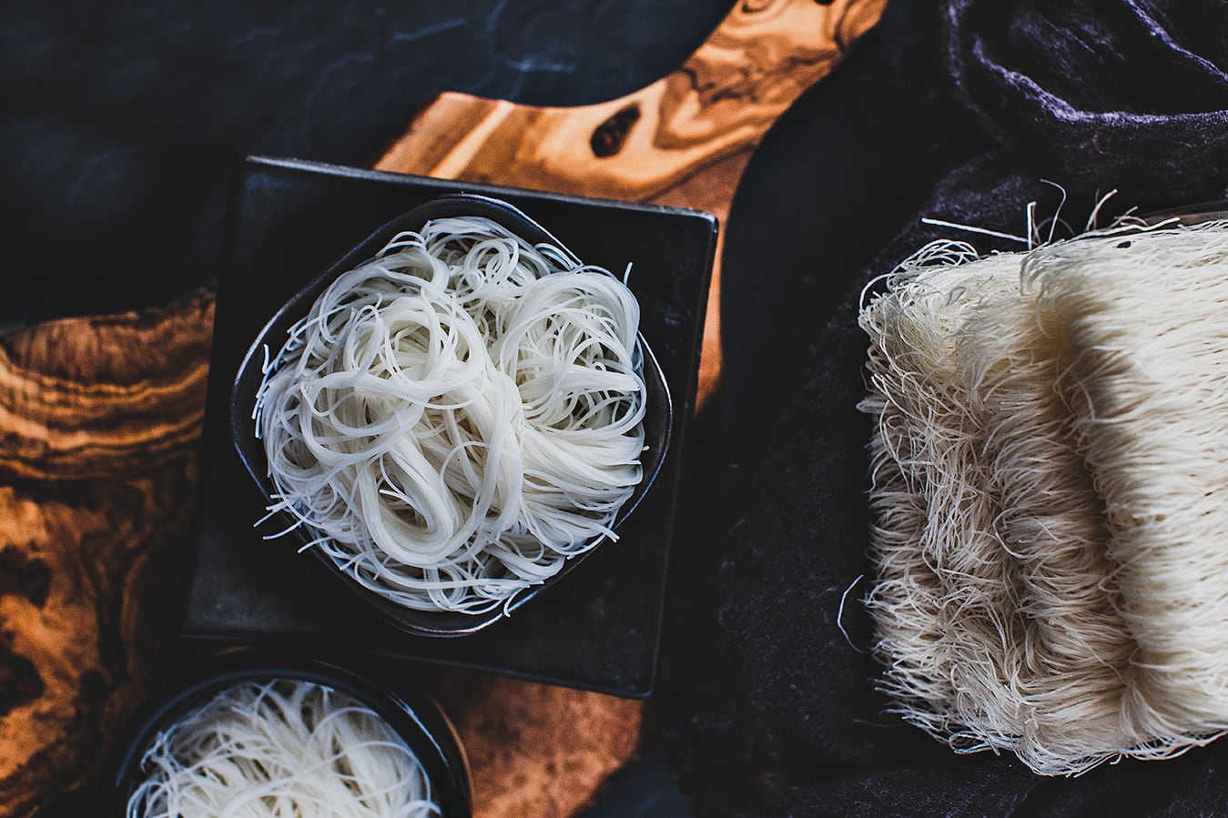 dried and fresh Thai rice vermicelli noodles in a bowl