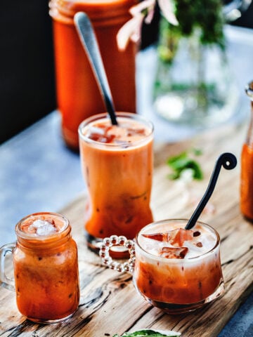 Thai iced tea in glasses on the table.