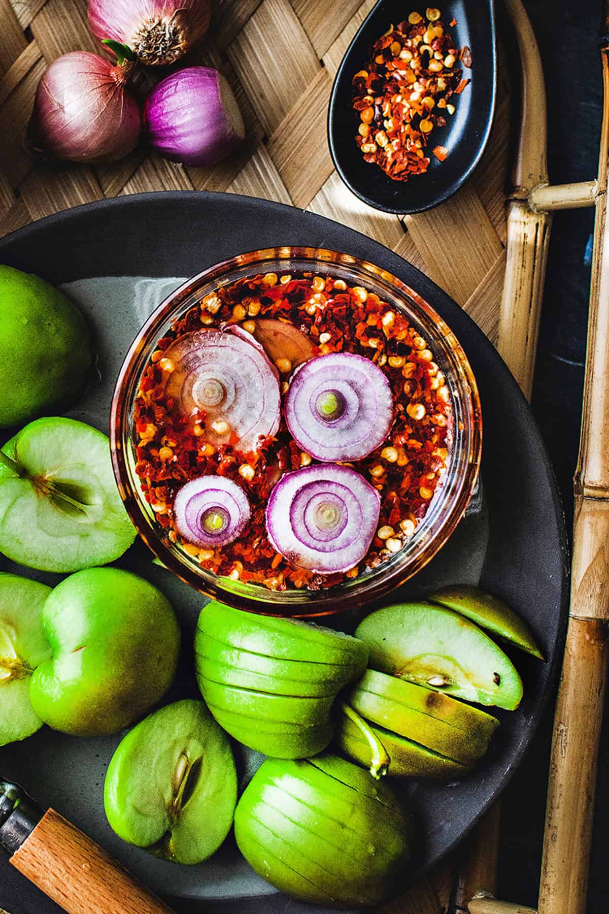 3-Minute Thai Chili Dipping Sauce (for Young Fruits)