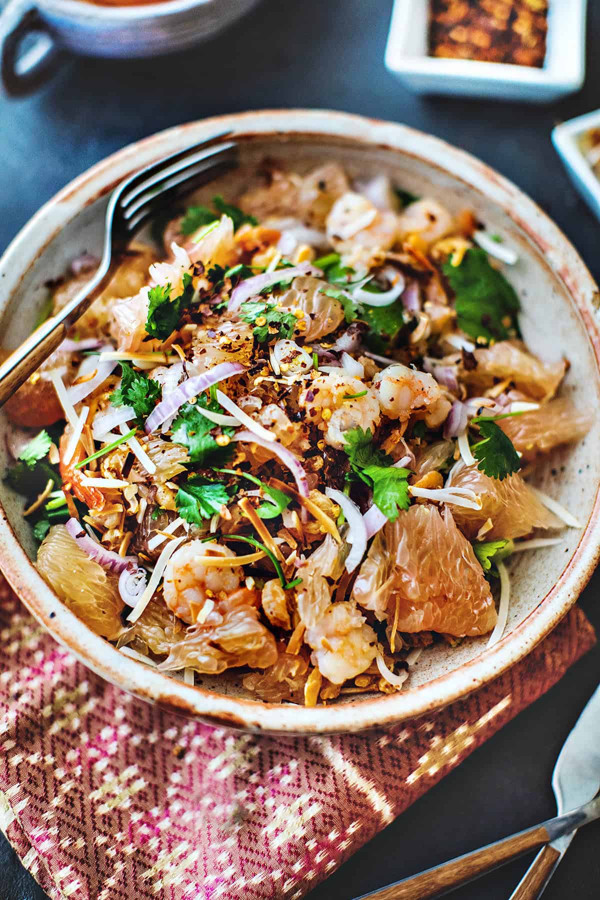 Authentic Thai Pomelo Fruit Salad (Yum Som O)