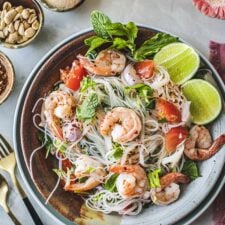 Thai Glass Noodle Salad with Shrimp (Yum Woon Sen)-image