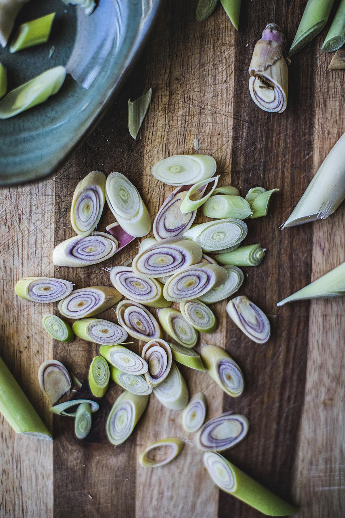 chopped lemongrass on a cutting board