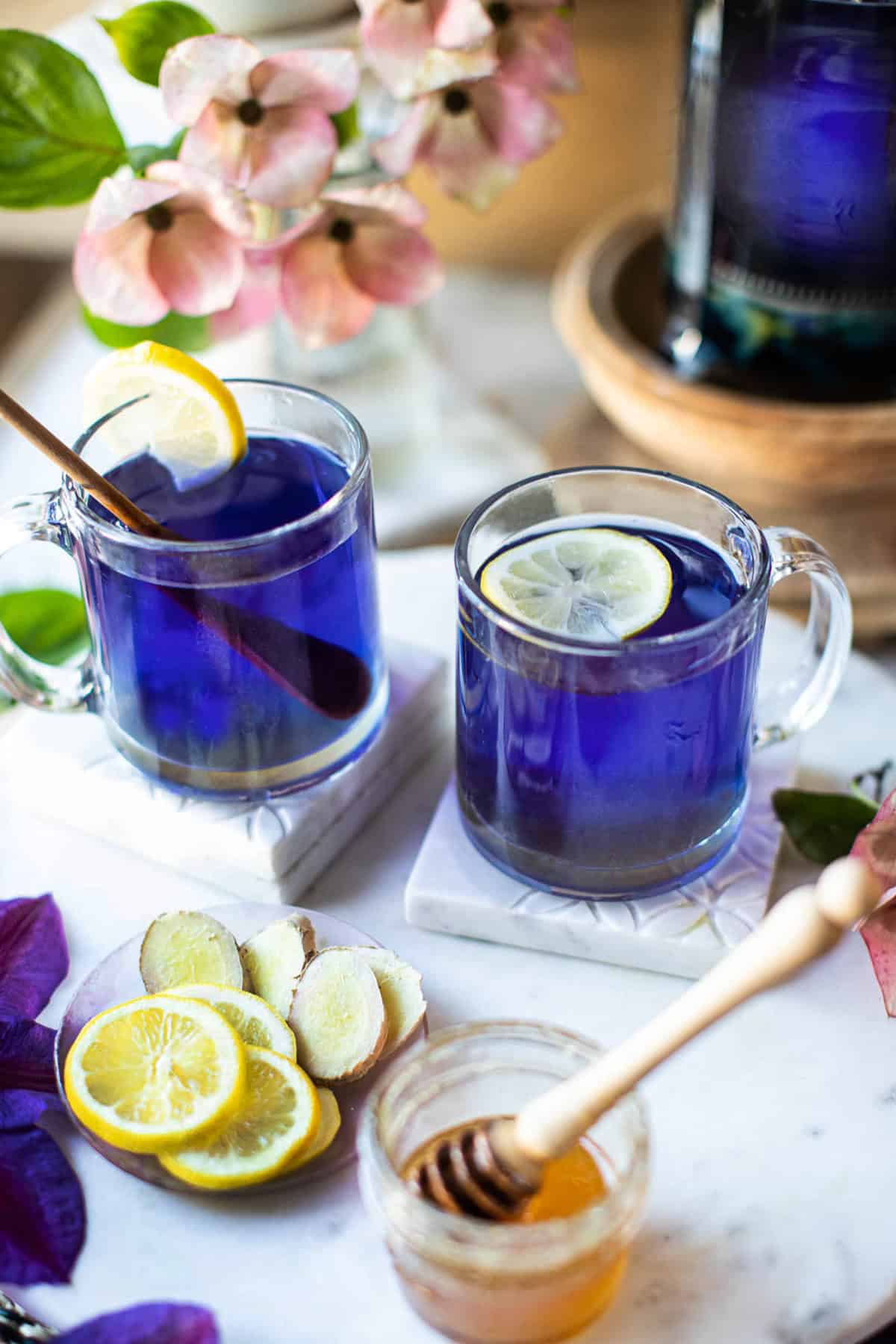 butterfly hot tea in a cup with lemon slice. 