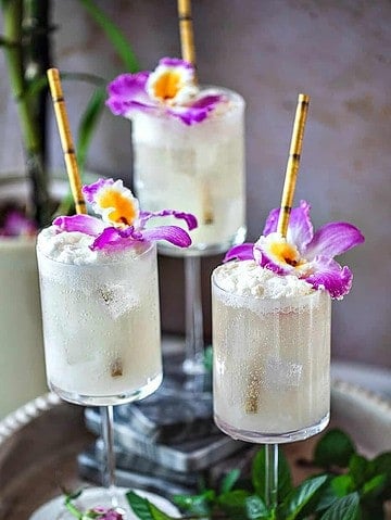 3 glasses of coconut lime mojito