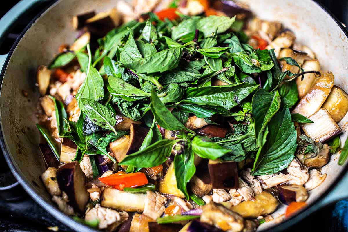 thai eggplant stir fry with thai basil