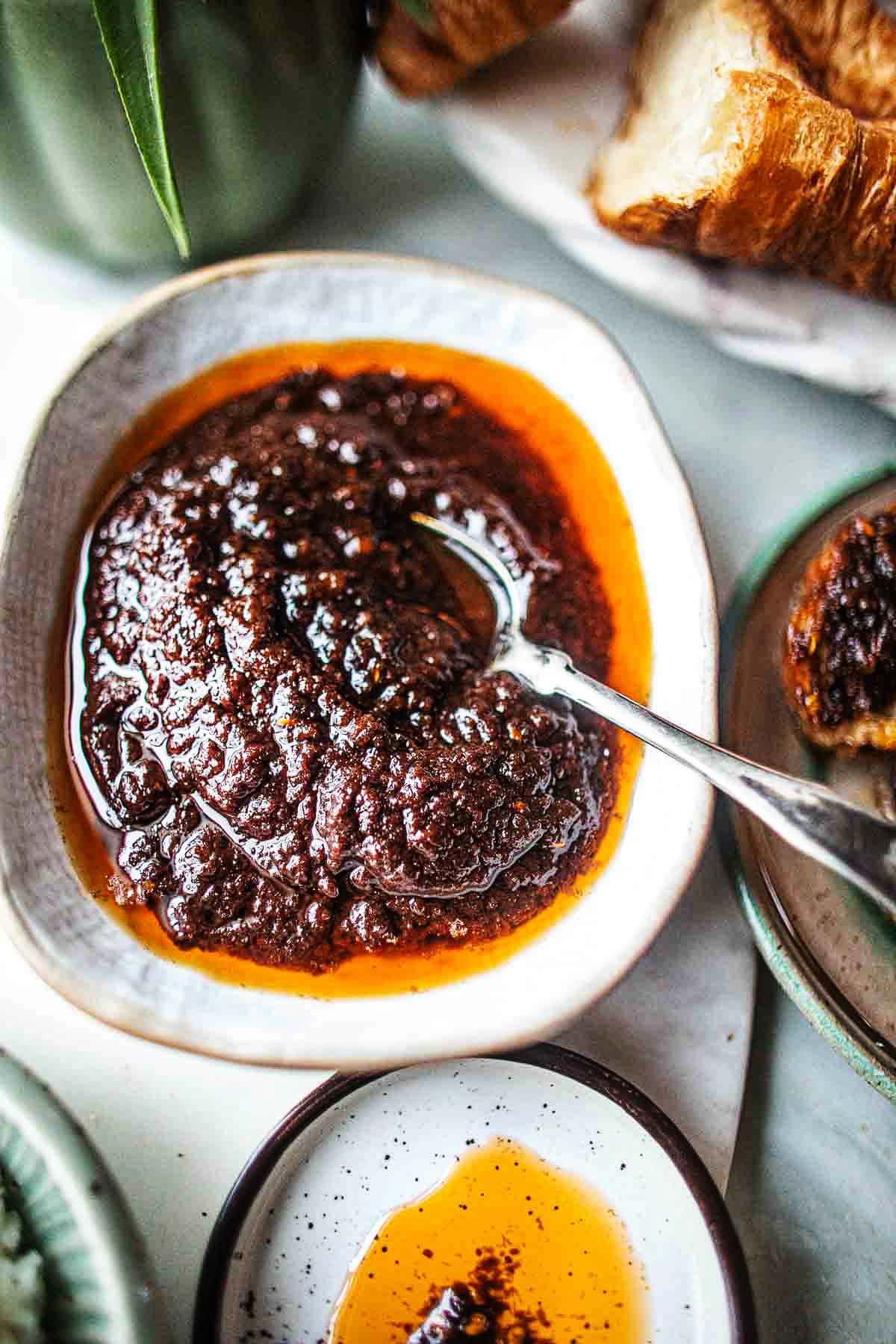 Thai Roasted Chili Paste Nam Prik Pao Simply Suwanee