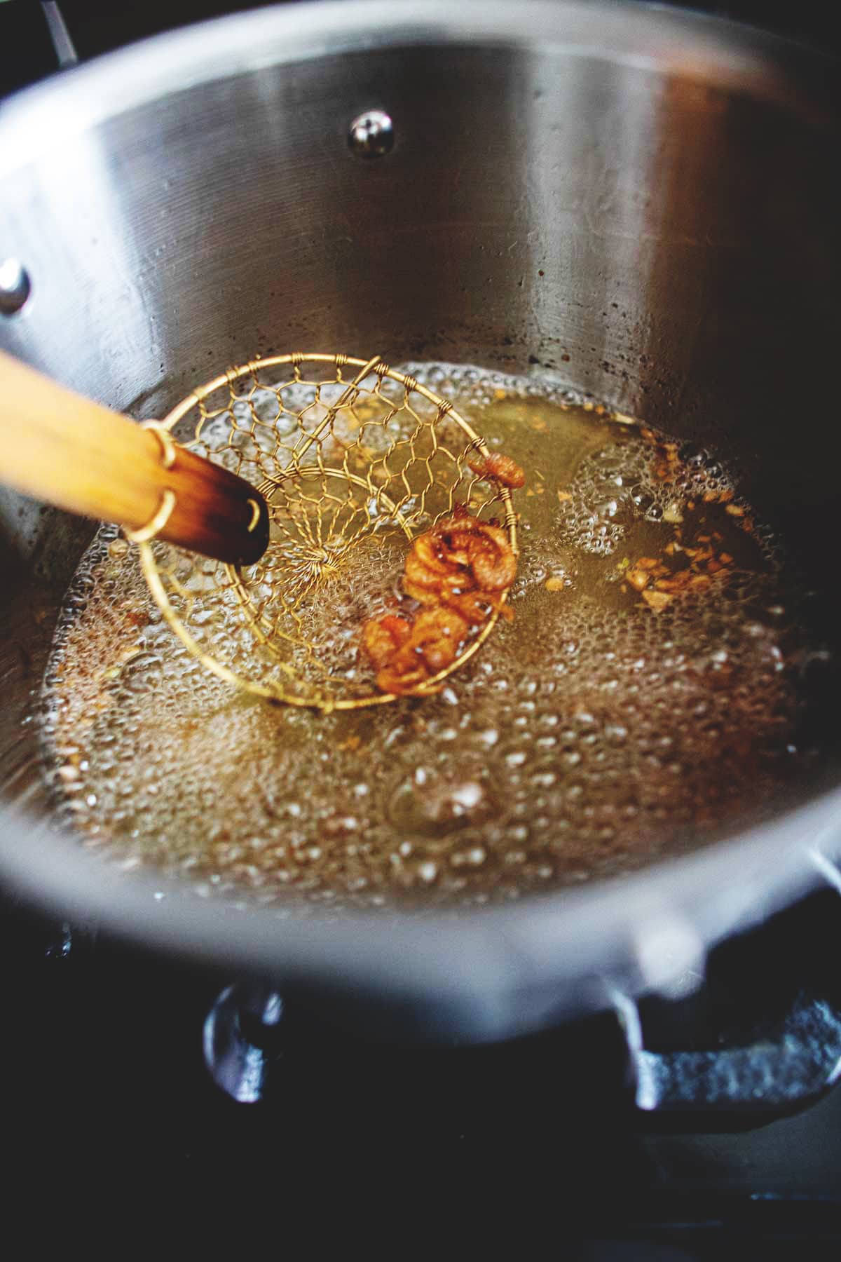 Fried dried shrimp in oil.