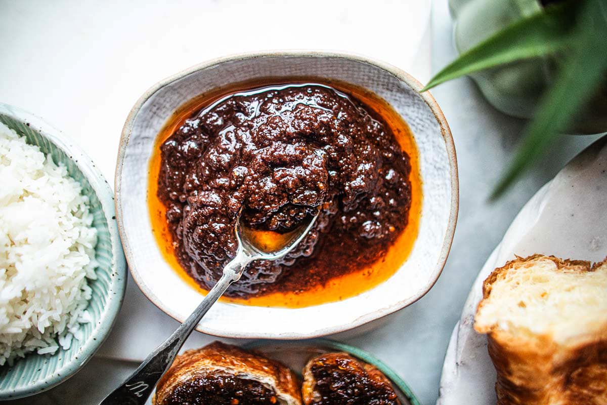 Nam Prik Pao (Thai Chili Paste Recipe)