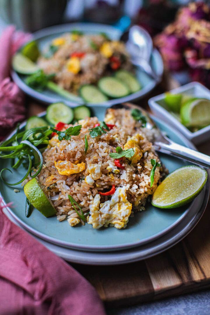 Vegetarian Thai Fried Rice Recipe - Simply Suwanee