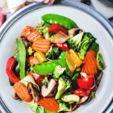 Thai Mixed Vegetable Stir Fry (Pad Puk Roum Mit)-image