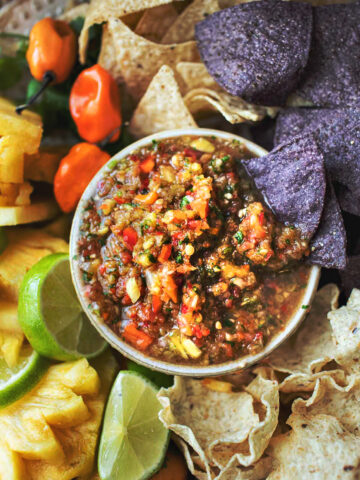 Pineapple Habanero Salsa in a bowl.