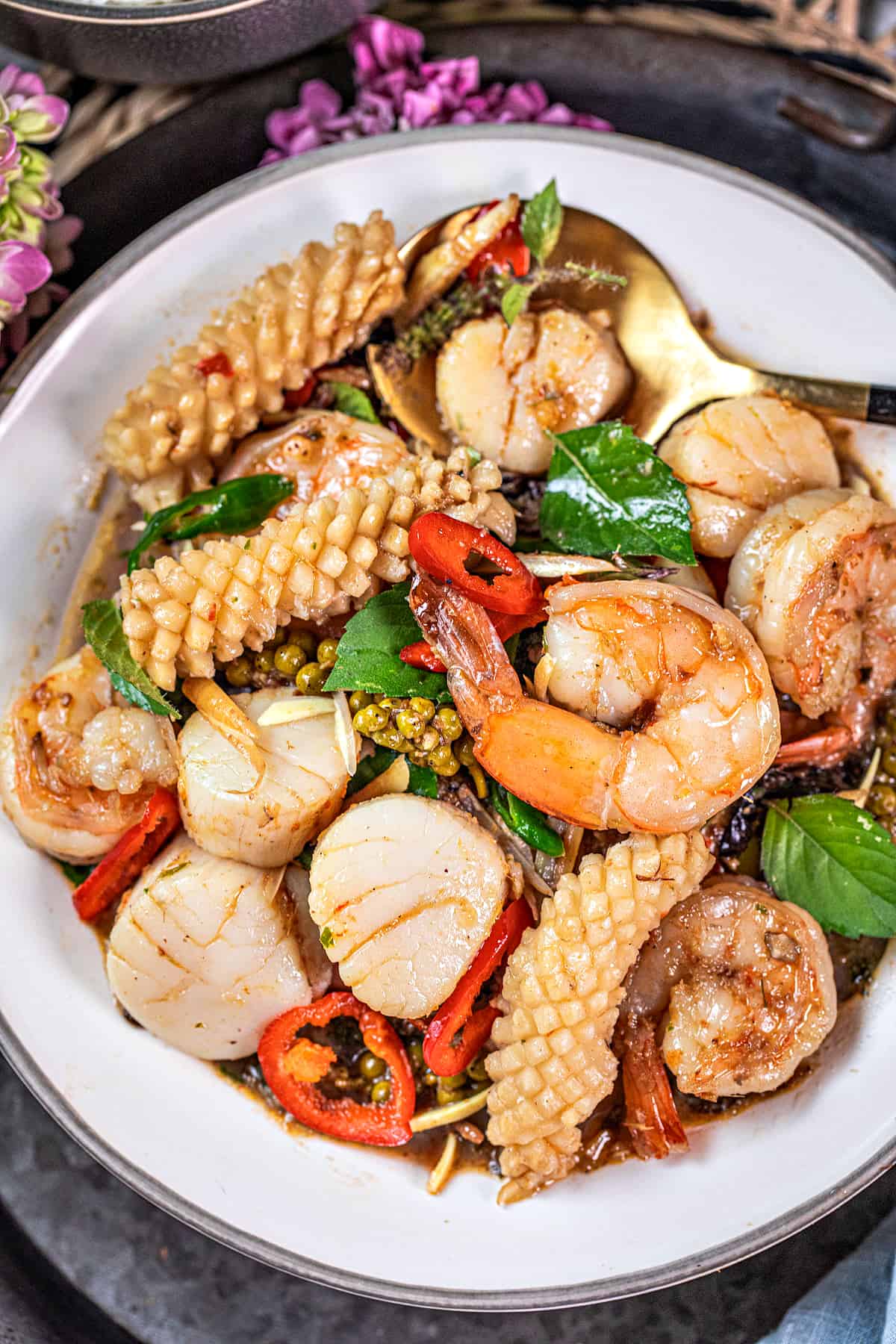 Seafood pad cha recipe on a platter. 