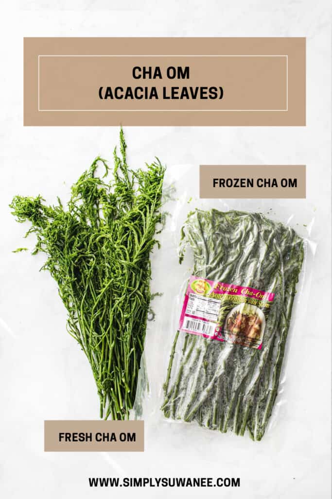 Fresh and frozen Cha Om leaves with labels on the image. 