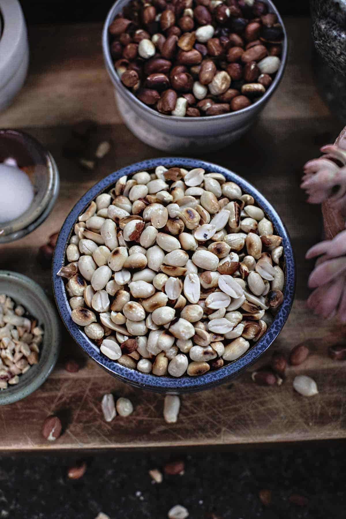 Dry Toasted peanuts Recipe in a blue bowl.