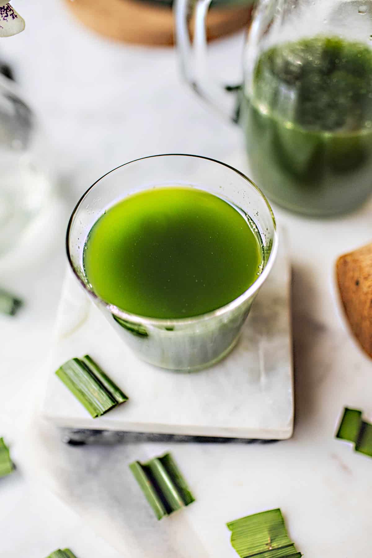 How to Make Pandan Juice and Extract