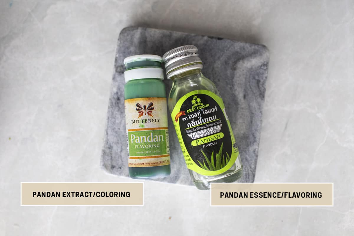 2 bottle of pandan extract and essence.