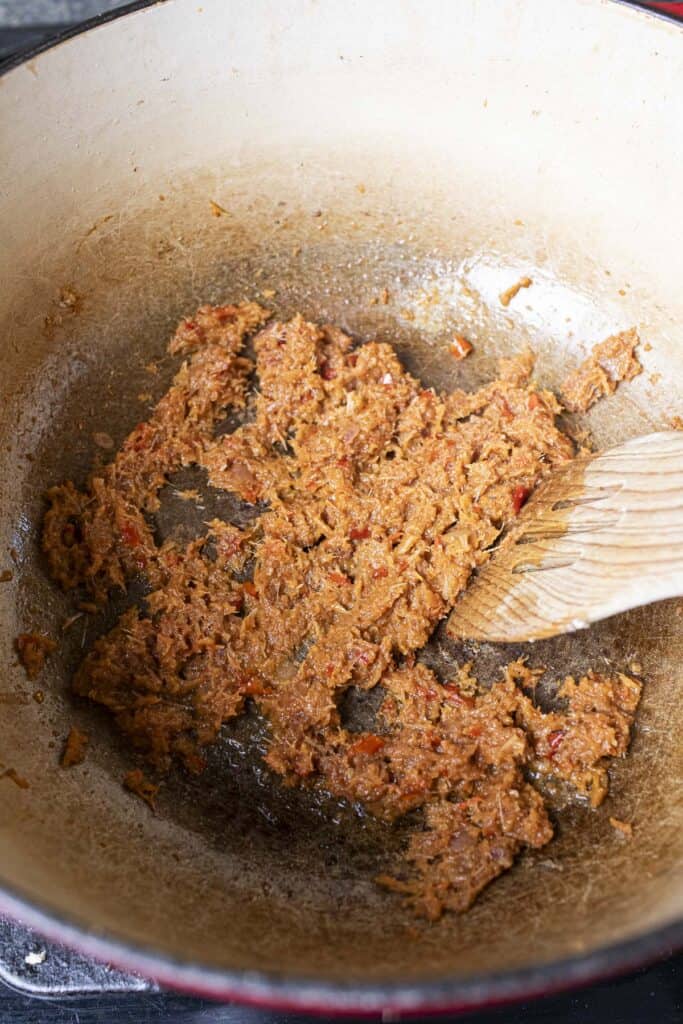 Thai  Hung Lay curry Paste in a pot. 