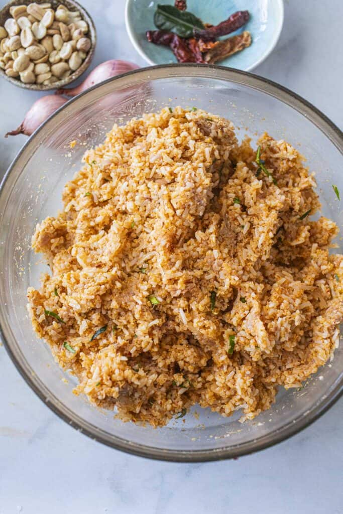 namkhao mixture in a bowl.