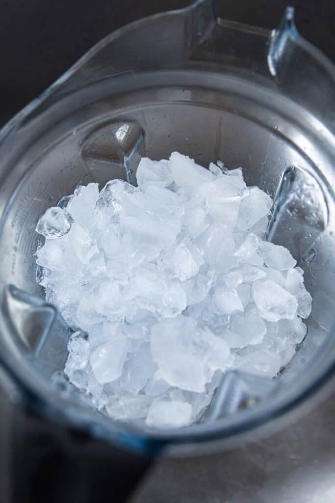 Ice cubes in a blender for making Thai shaved ice.